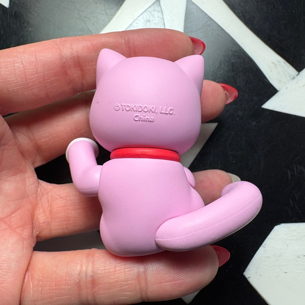 tokidoki Lucky Cats LOVING PAWS - Picture 3 of 6